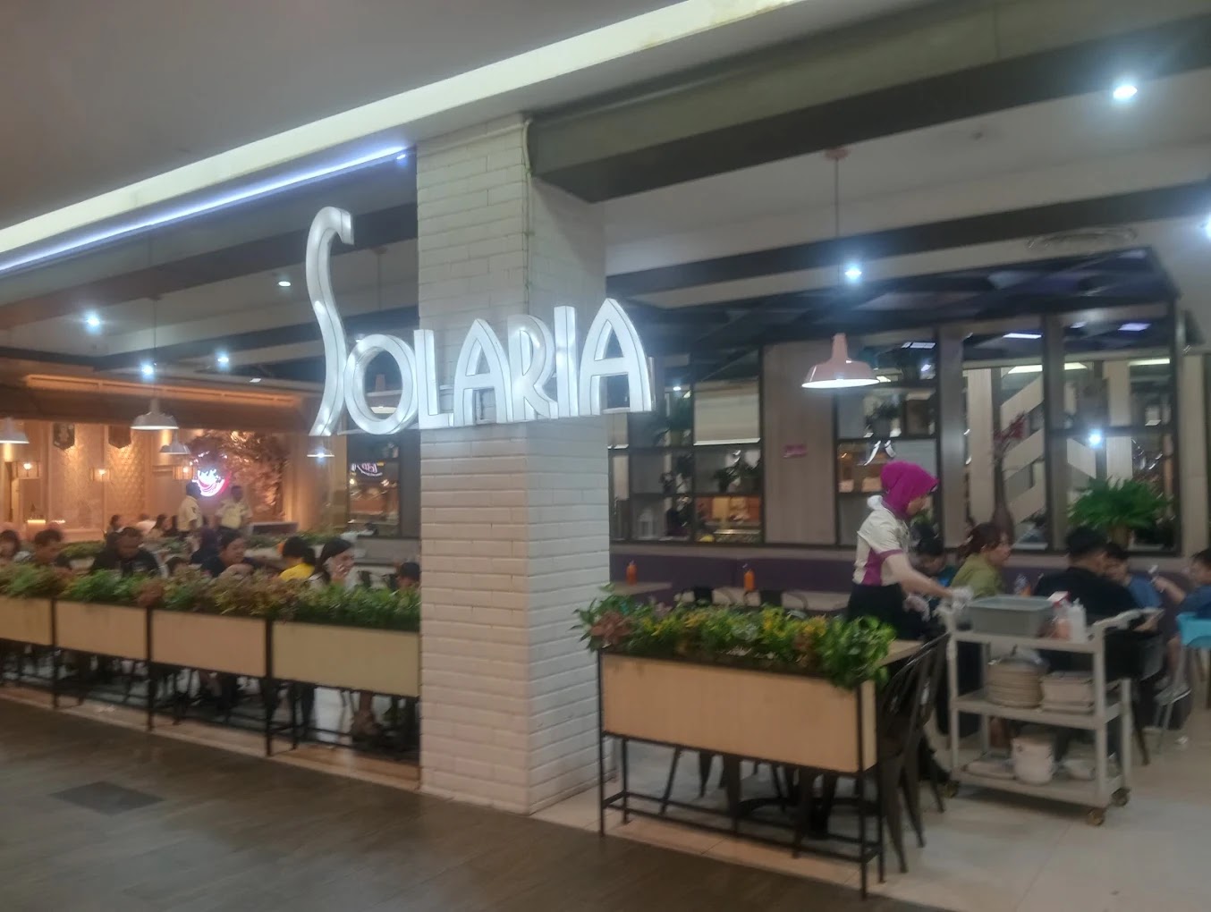 솔라리아 (Solaria) : 한국 여행객에게 인기 있는 인도네시아 맛집