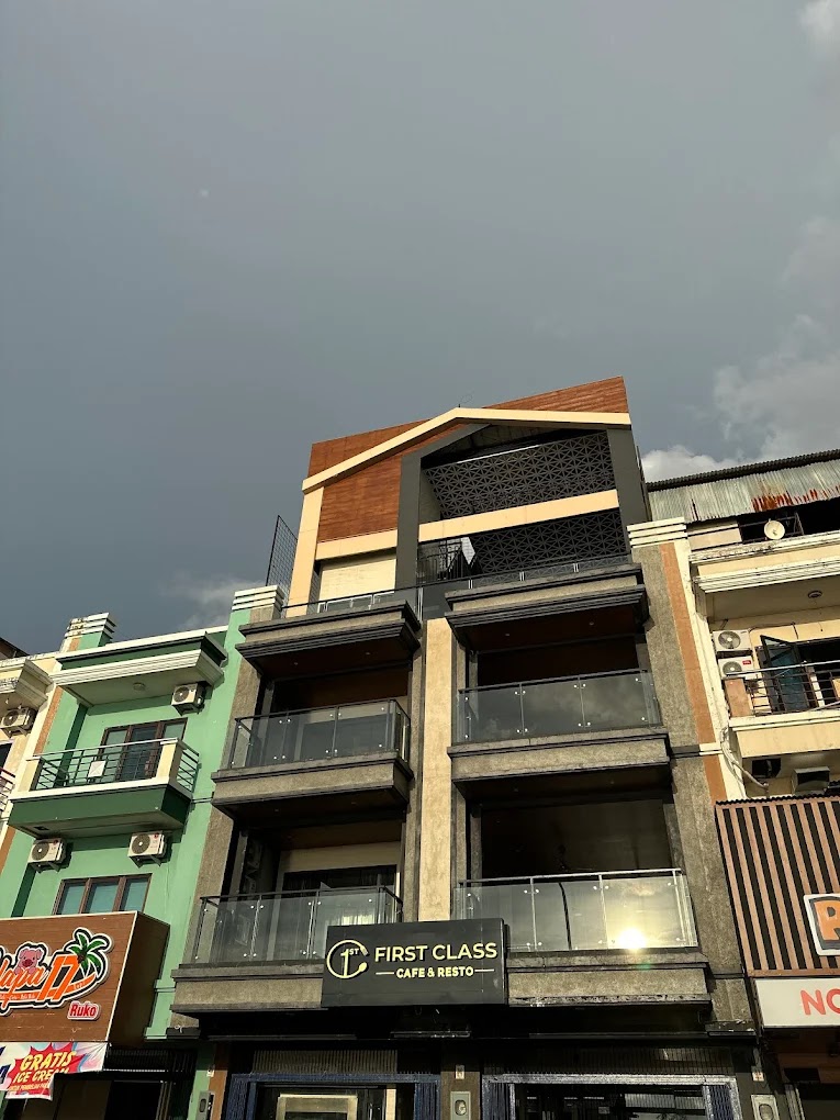 퍼스트 클래스 내부