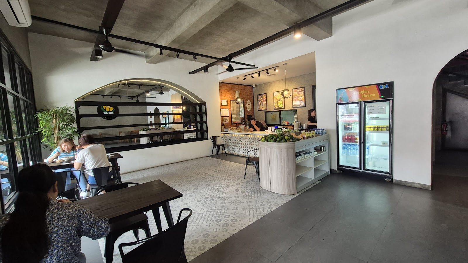 우마 두렌 내부